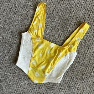 Carmín for Dolls Kill Daisy Bustier Top – Yellow & White